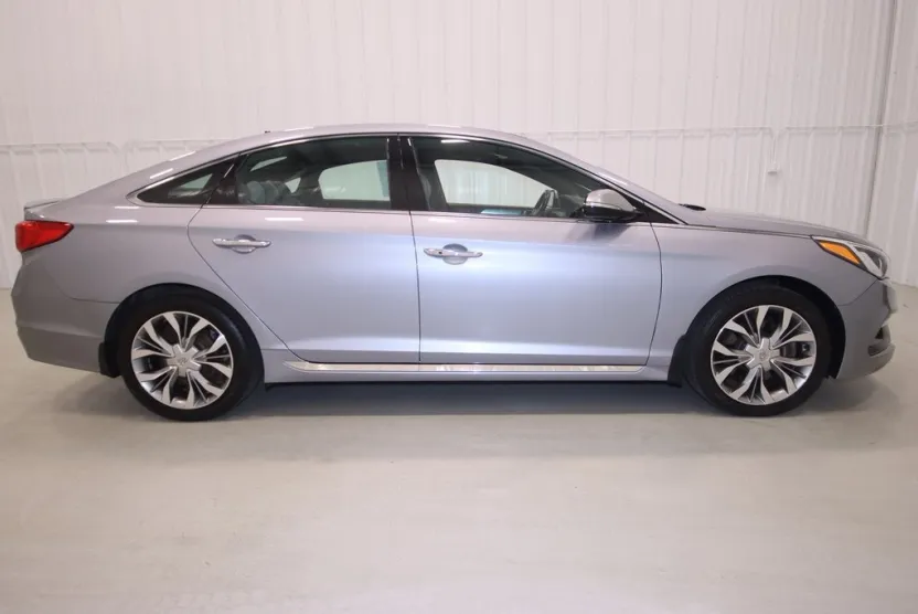 2015 Hyundai Sonata Limited photo 1