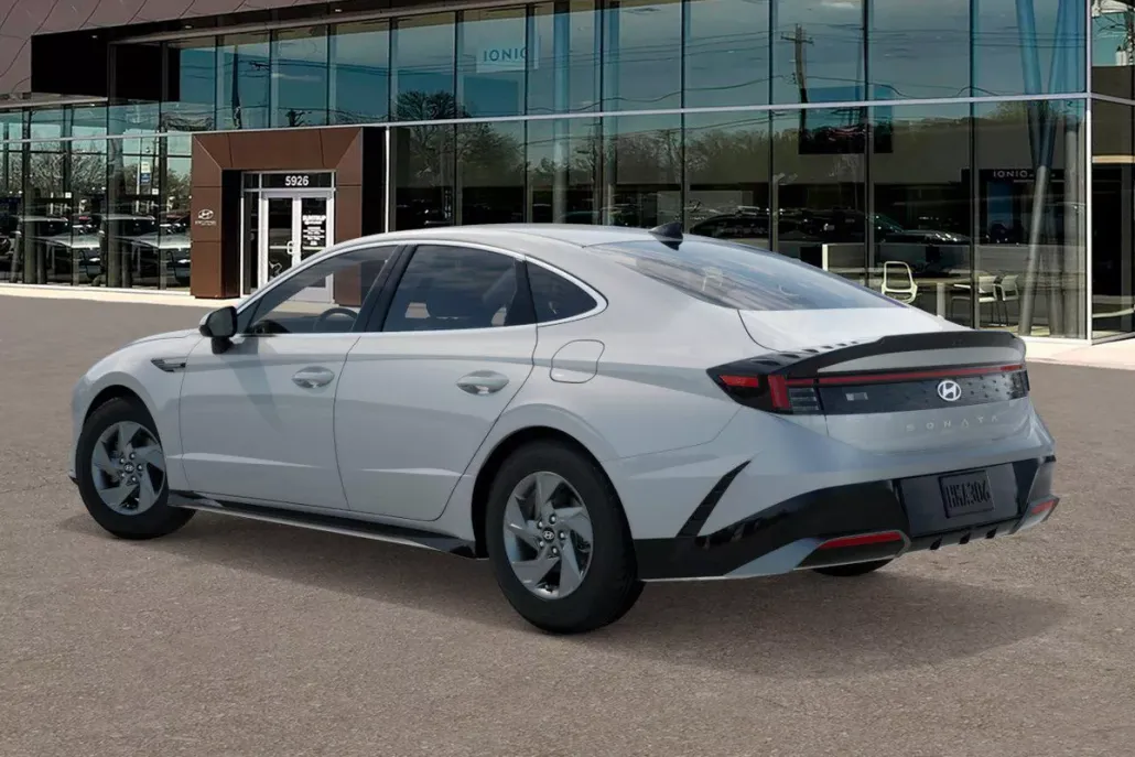2026 Hyundai Sonata SE photo 1