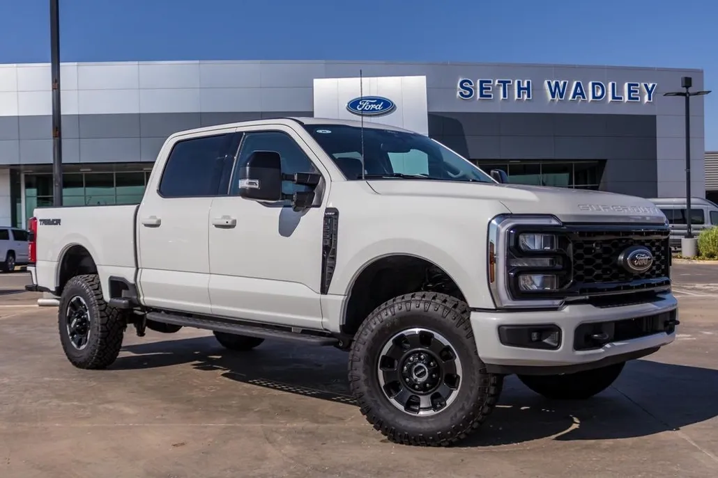 2025 Ford F-250 photo 1