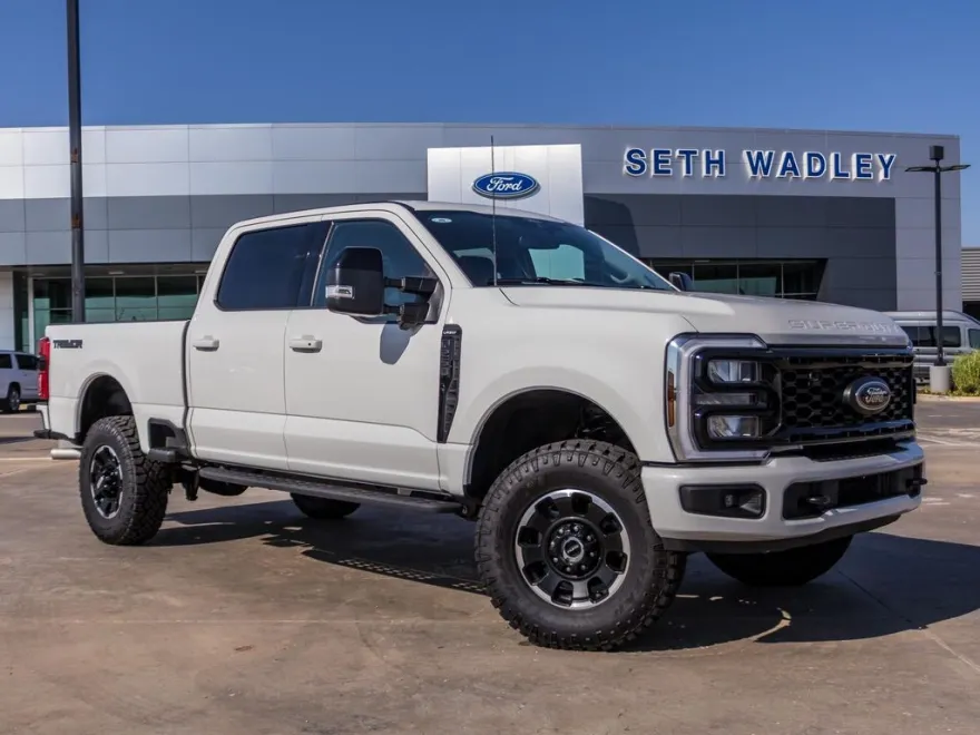2025 Ford F-250 photo 1