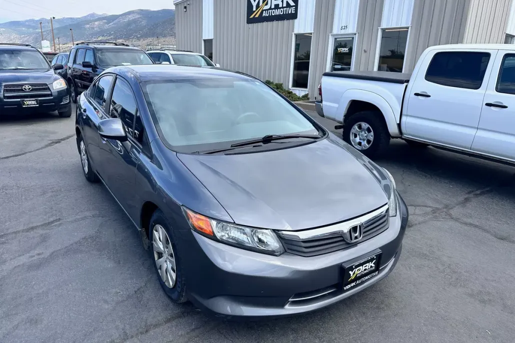 2012 Honda Civic LX photo 1