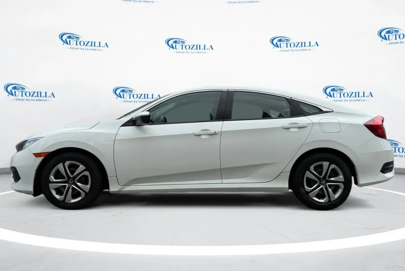 2018 Honda Civic LX photo 1