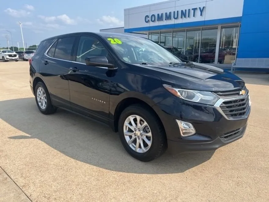 2020 Chevrolet Equinox LT photo 1