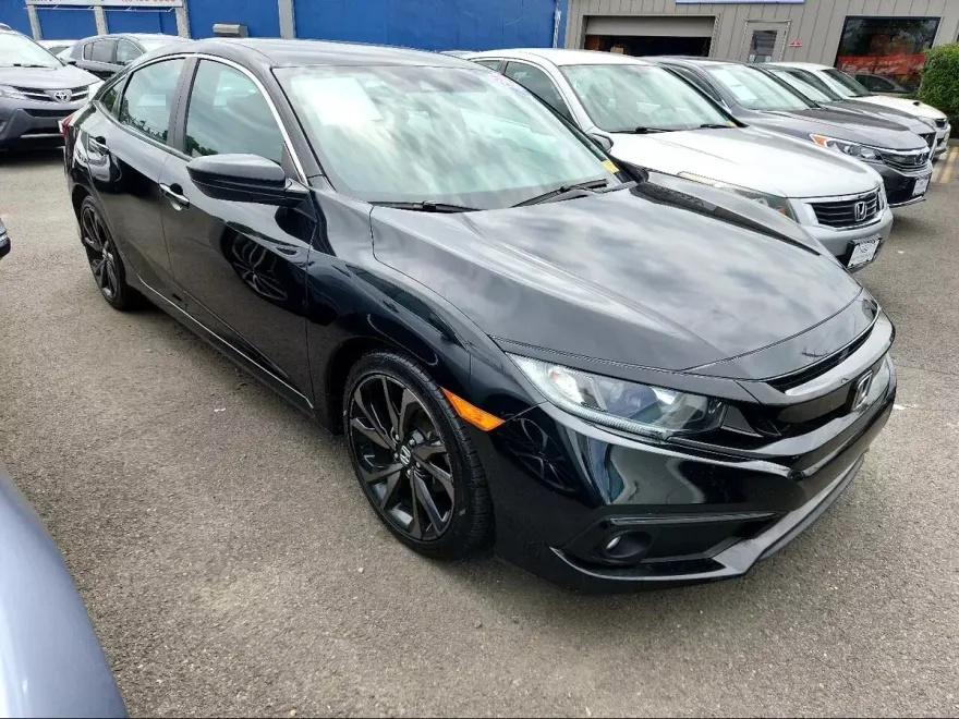 2020 Honda Civic Sport photo 1