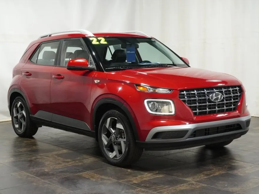 2022 Hyundai Venue SEL Limited photo 1