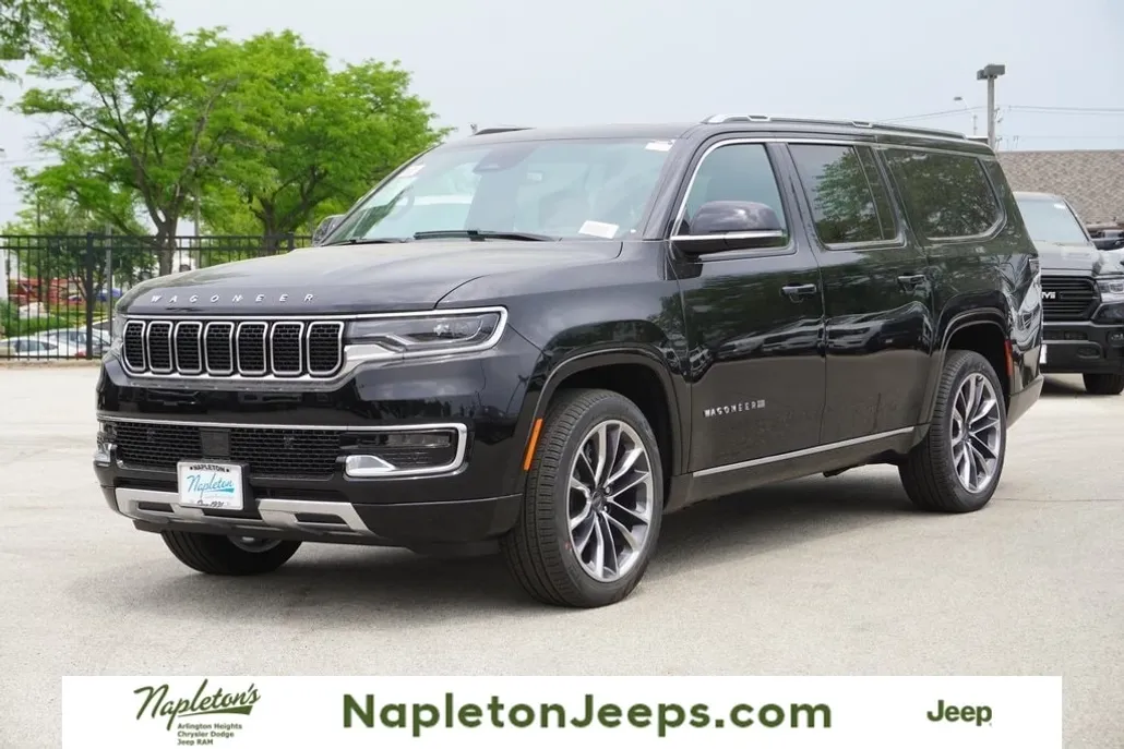 2023 Jeep Wagoneer L Series III photo 1