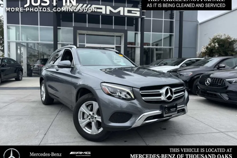2018 Mercedes Benz GLC 300 photo 1