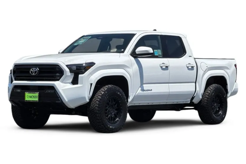 2025 Toyota Tacoma SR5 Double Cab photo 1