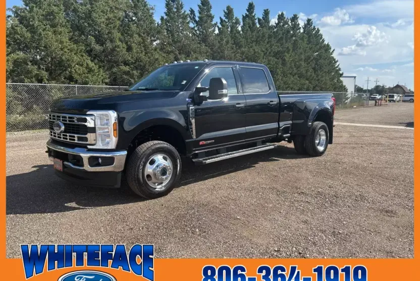 2024 Ford F-350 XLT photo 1