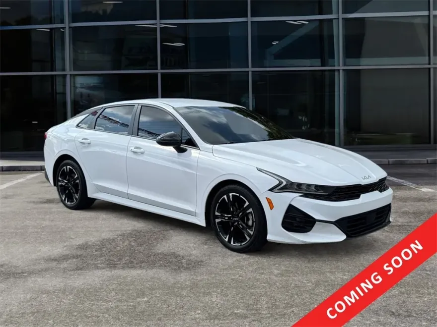 2022 Kia K5 GT-Line photo 1