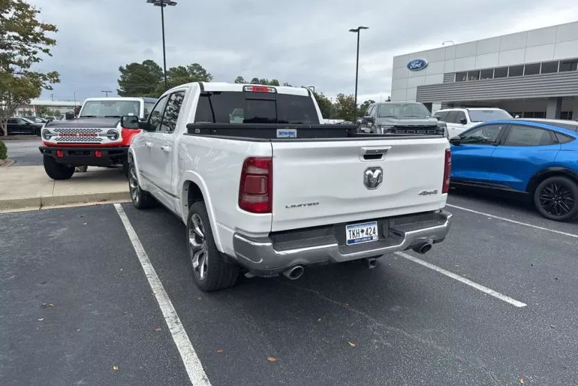 2020 Ram 1500 Limited photo 1