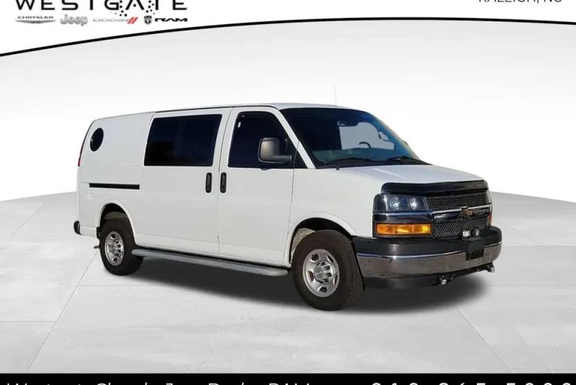 2019 Chevrolet Express 2500 Work Cargo Van photo 1