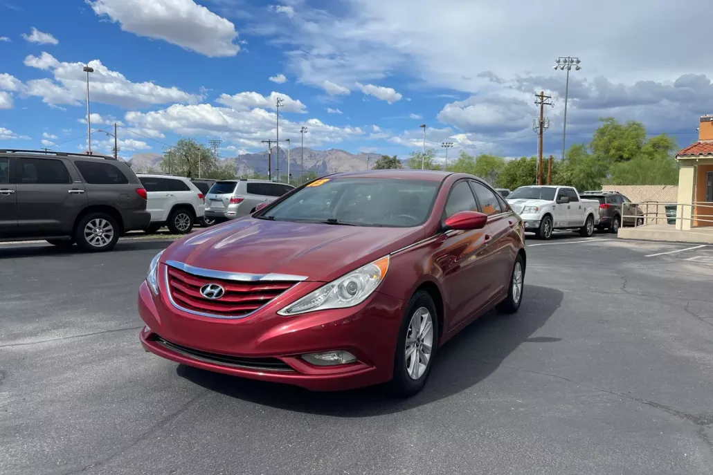 2013 Hyundai Sonata GLS photo 1