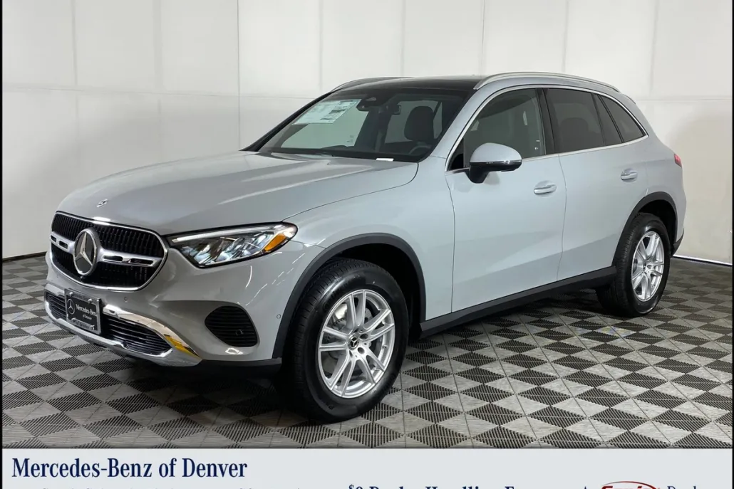 2026 Mercedes Benz GLC 300 4MATIC photo 1