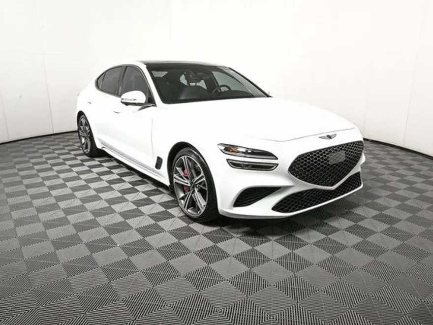 2025 Genesis G70 3.3T Sport Prestige photo 1