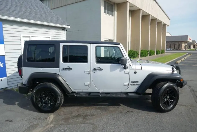 2012 Jeep Wrangler Unlimited Sport photo 1
