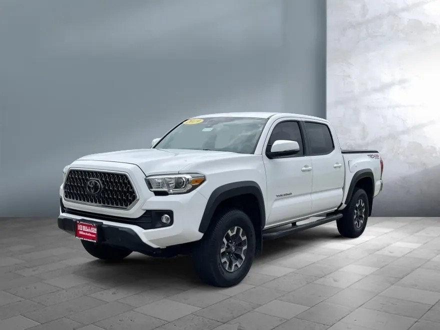 2019 Toyota Tacoma SR photo 1