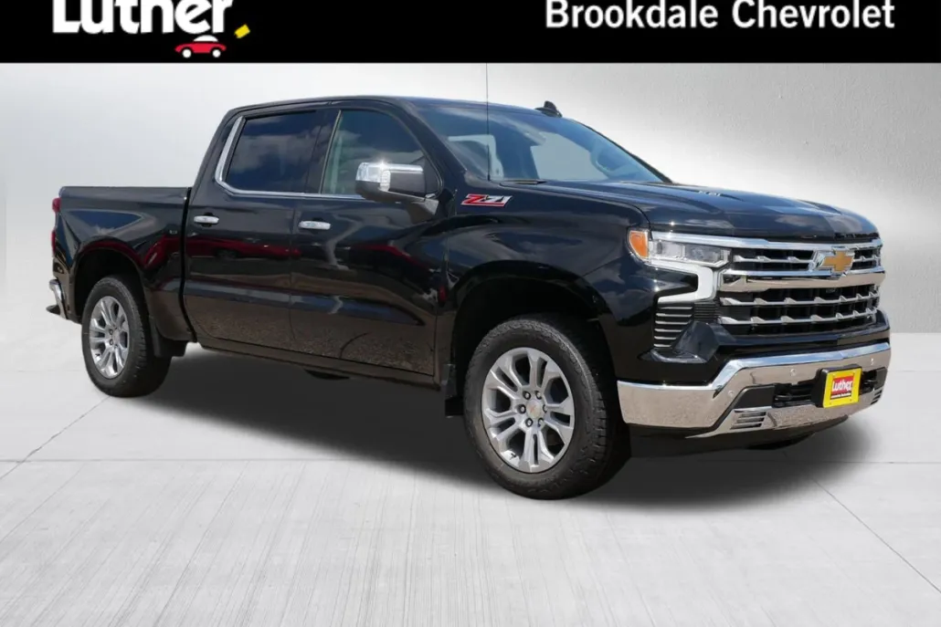 2025 Chevrolet Silverado 1500 LTZ photo 1