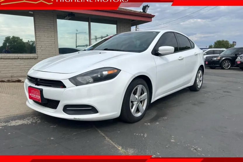 2016 Dodge Dart SXT photo 1