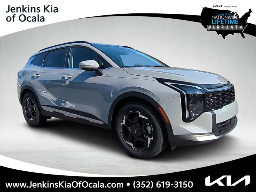 2026 Kia Sportage EX photo 1