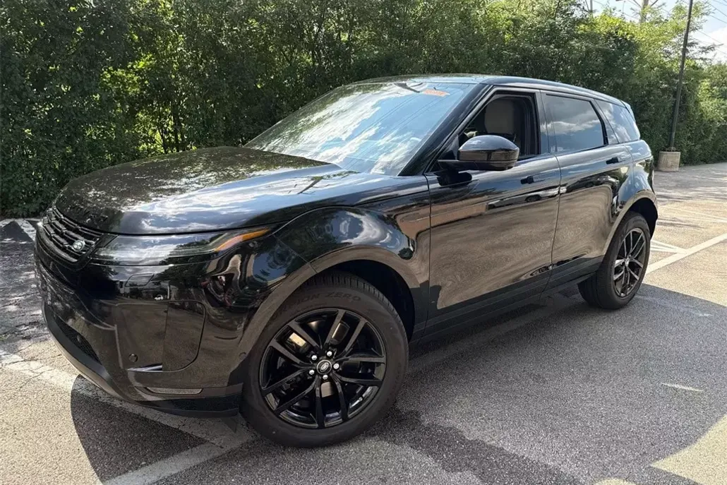 2026 Land Rover Range Rover Evoque S photo 1