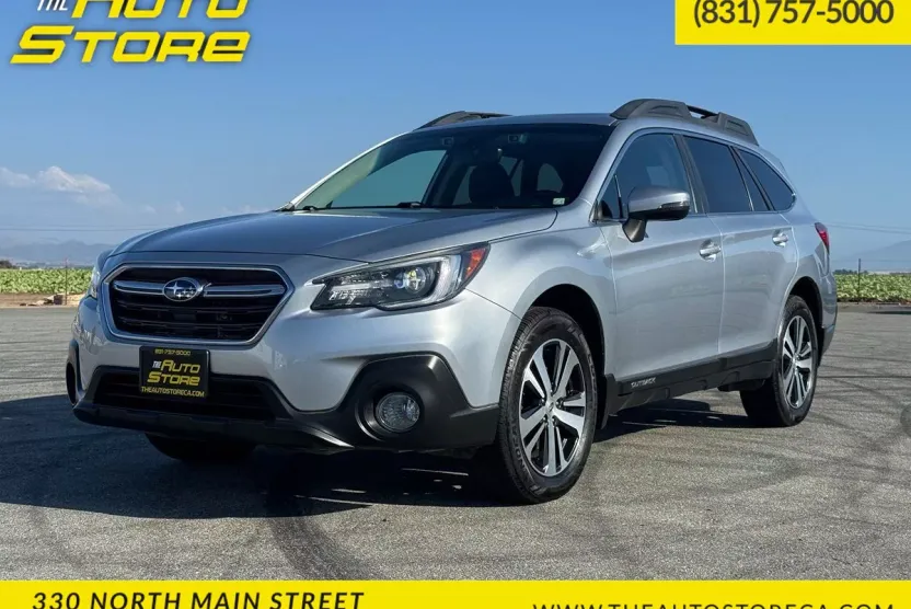 2018 Subaru Outback Limited photo 1