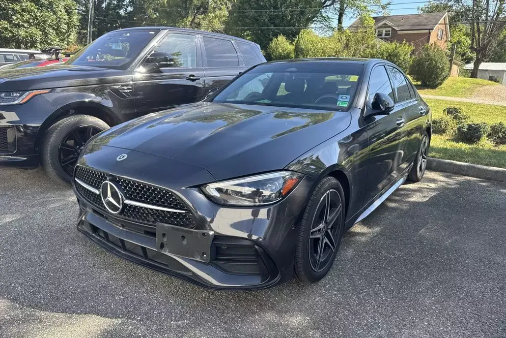 2023 Mercedes Benz C 300 4MATIC Sedan photo 1