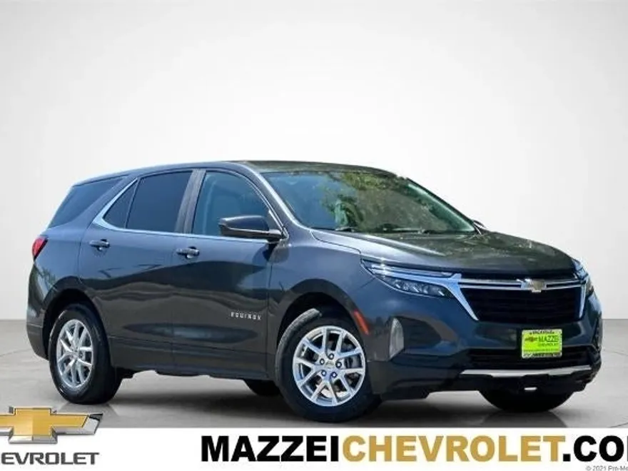 2023 Chevrolet Equinox LT photo 1