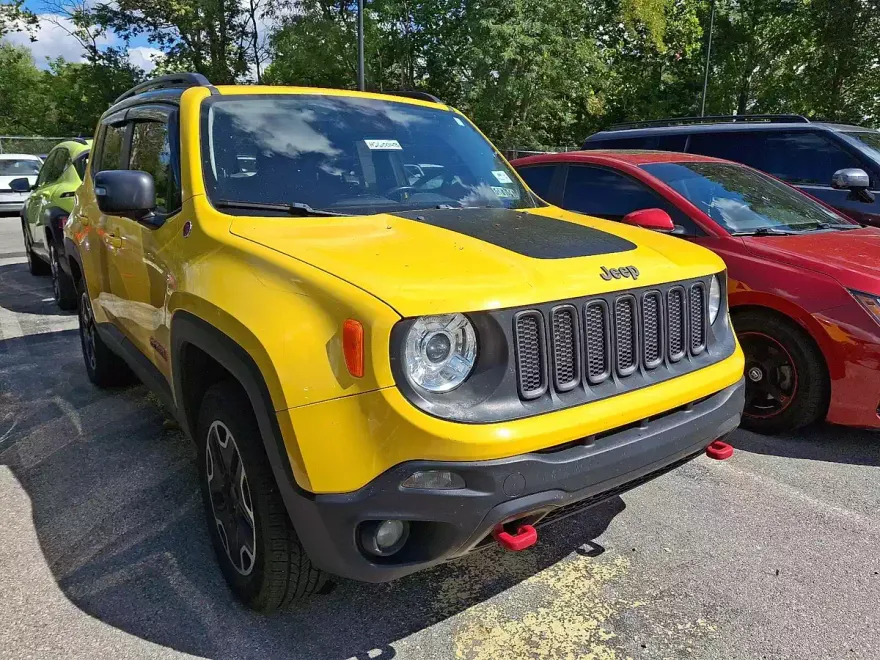 2017 Jeep Renegade Trailhawk photo 1