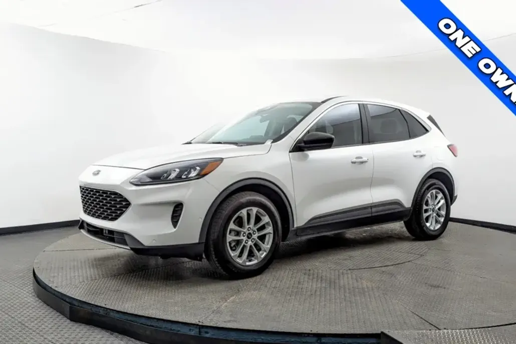 2022 Ford Escape SE photo 1