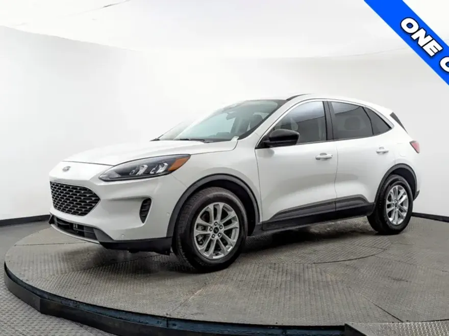 2022 Ford Escape SE photo 1