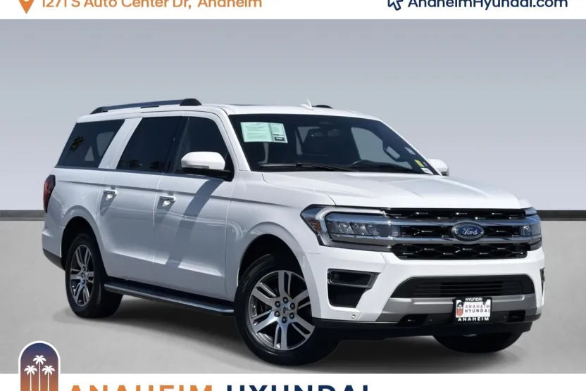 2023 Ford Expedition MAX Limited photo 1
