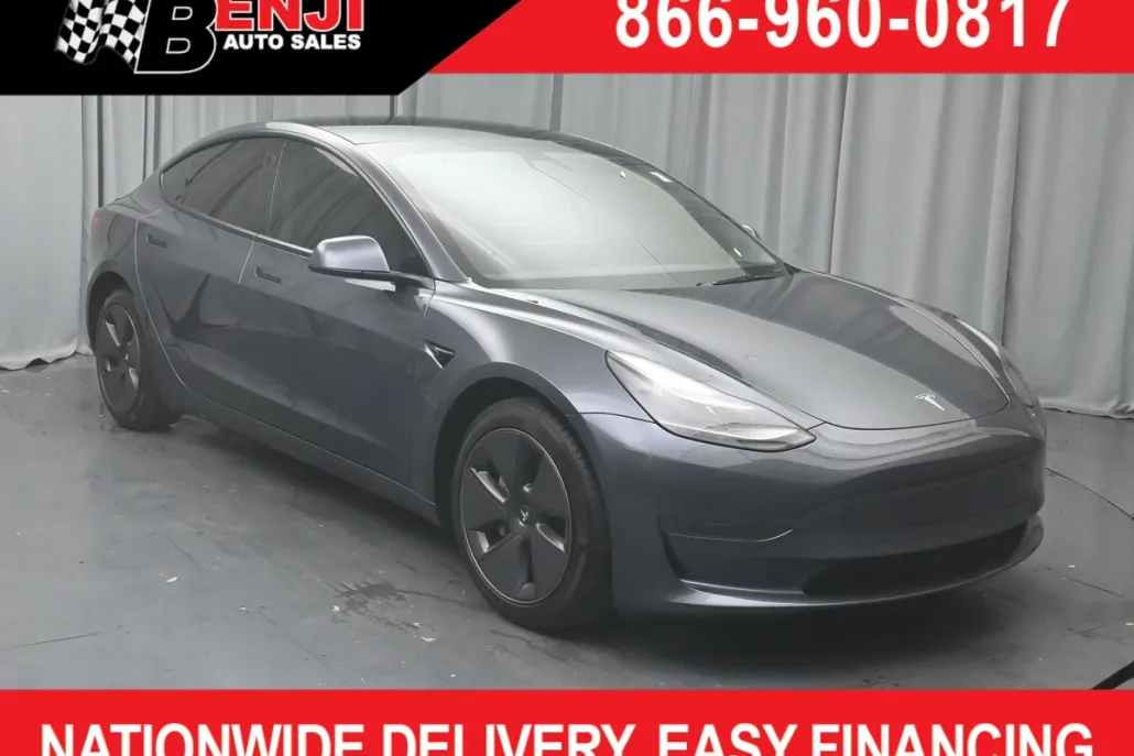 2023 Tesla Model 3 photo 1