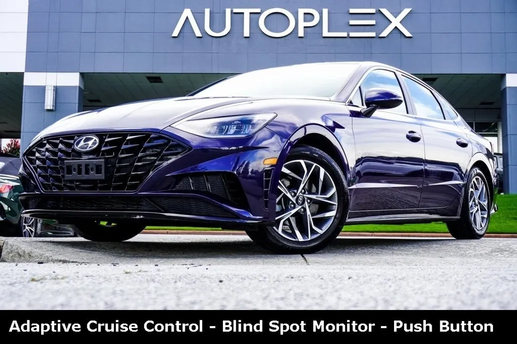 2022 Hyundai Sonata SEL photo 1