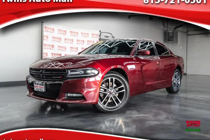 2019 Dodge Charger SXT AWD photo 1