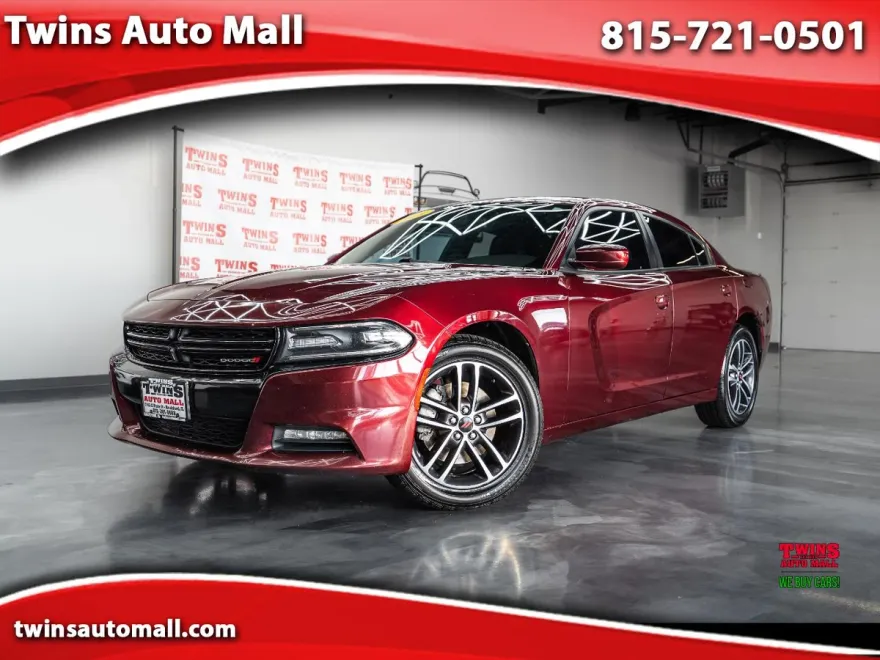 2019 Dodge Charger SXT AWD photo 1