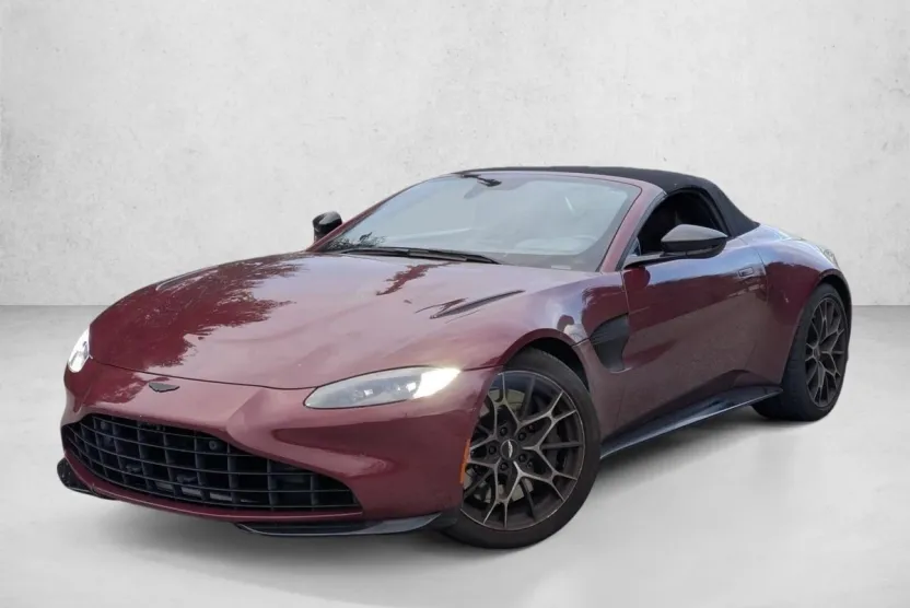 2021 Aston Martin Vantage Roadster photo 1