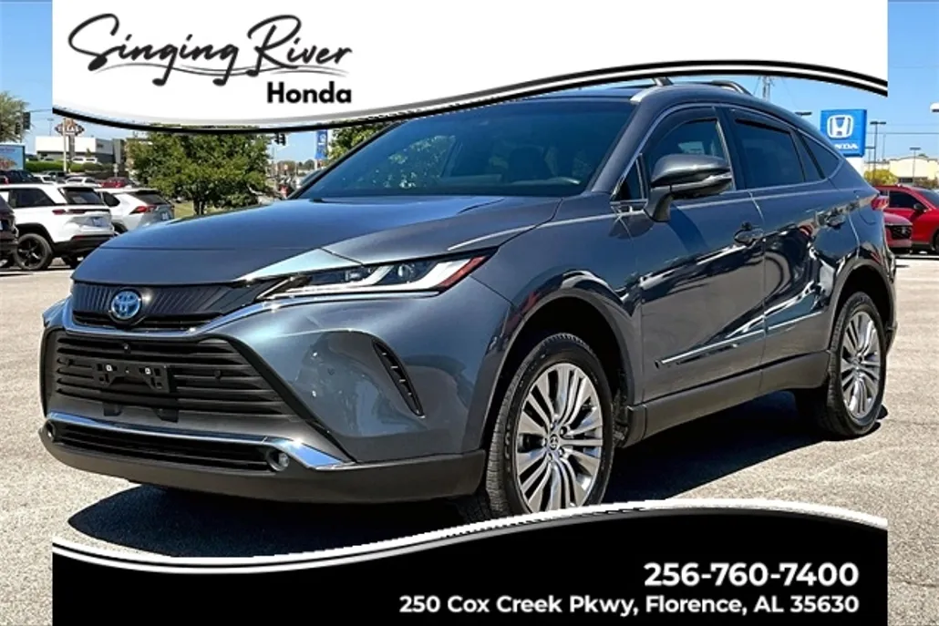 2021 Toyota Venza LE photo 1