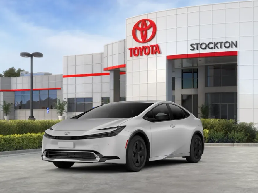 2026 Toyota Prius Plug-in Hybrid SE photo 1