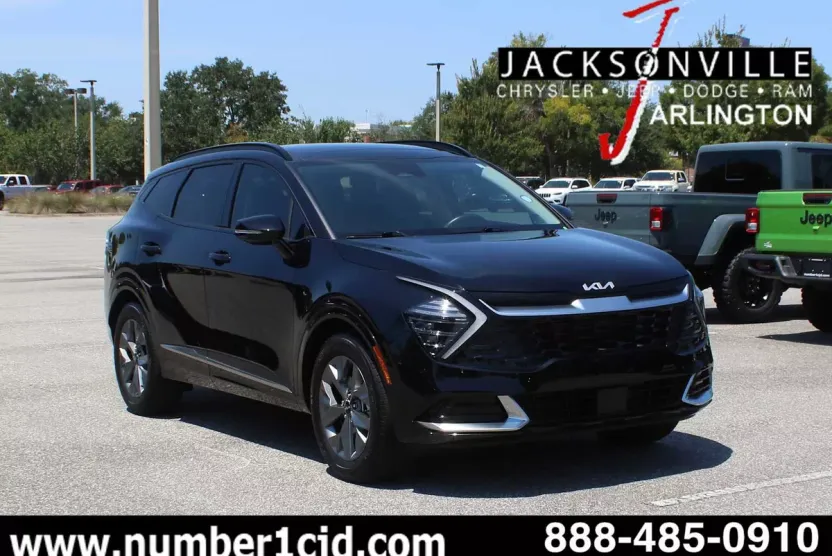 2025 Kia Sportage SX photo 1