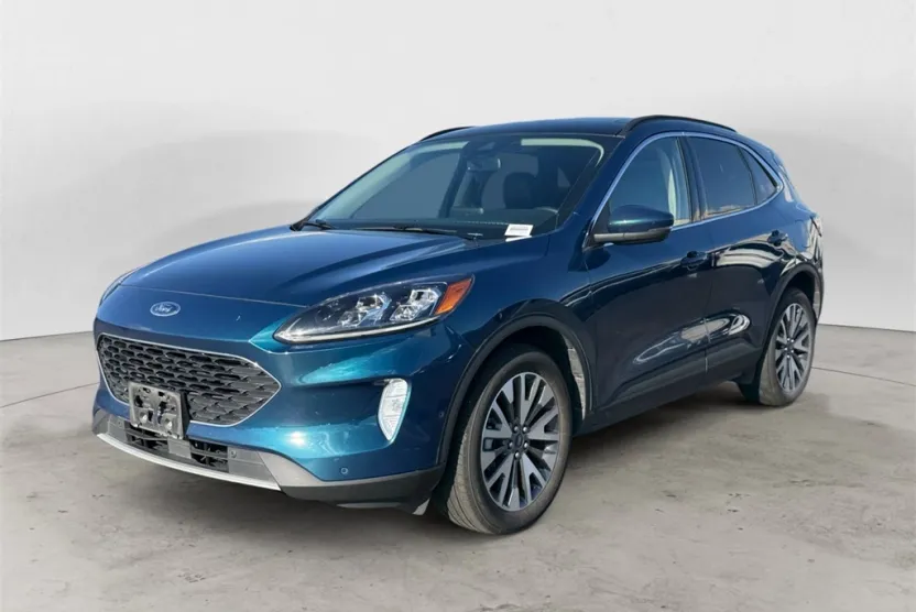 2020 Ford Escape Titanium photo 1