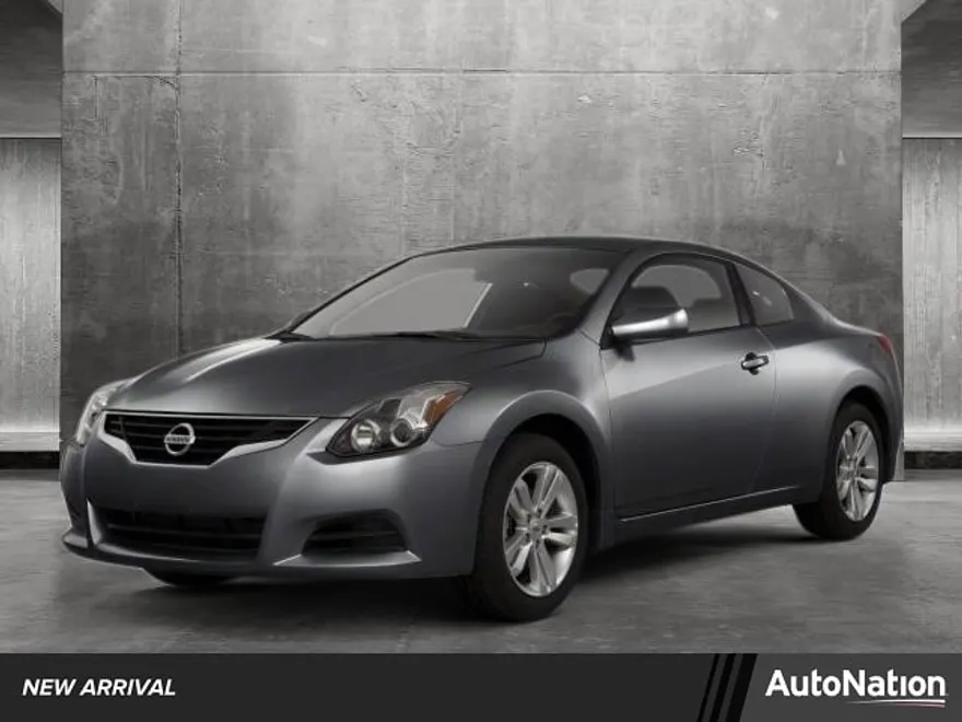 2013 Nissan Altima 2.5 S photo 1