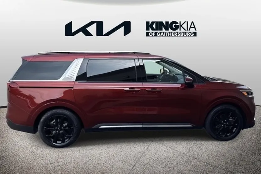 2024 Kia Carnival SX Prestige photo 1