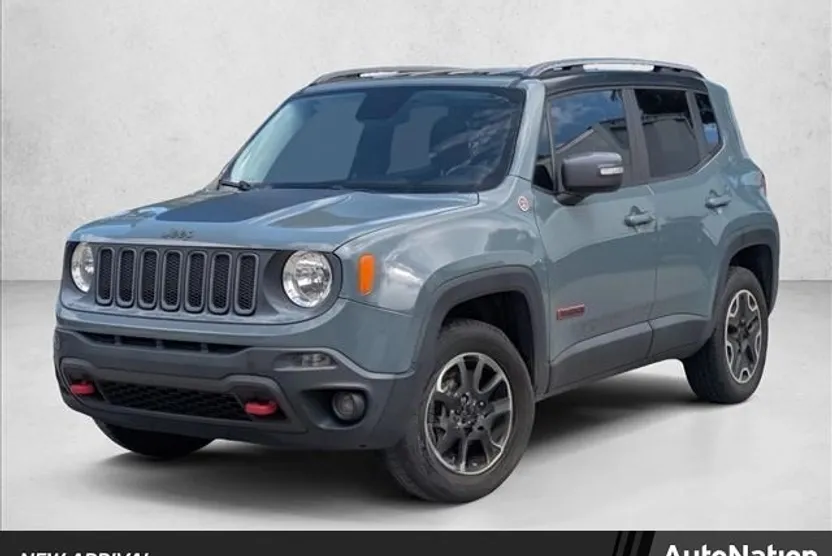 2015 Jeep Renegade Trailhawk photo 1