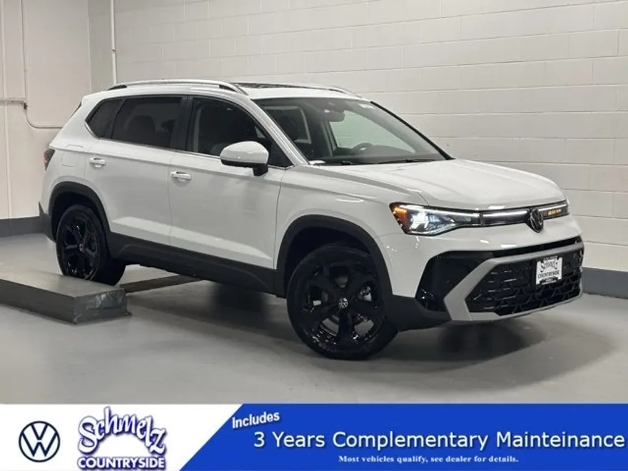 2025 Volkswagen Taos SEL photo 1