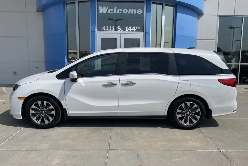 2022 Honda Odyssey EX-L photo 1