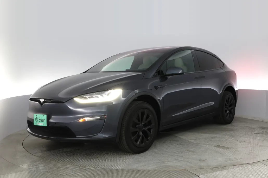 2022 Tesla Model X photo 1