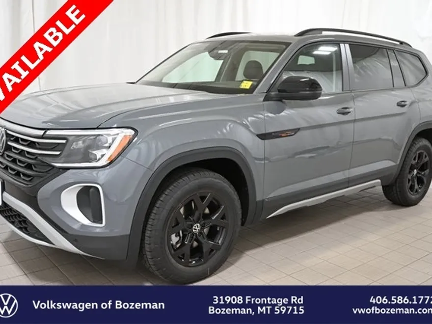 2024 Volkswagen Atlas Peak Edition SEL photo 1