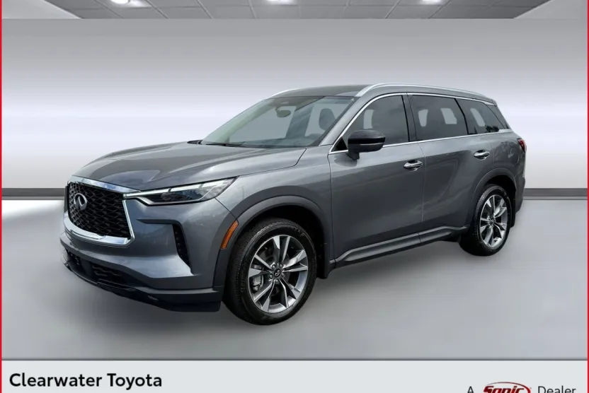 2023 Infiniti QX60 Luxe photo 1