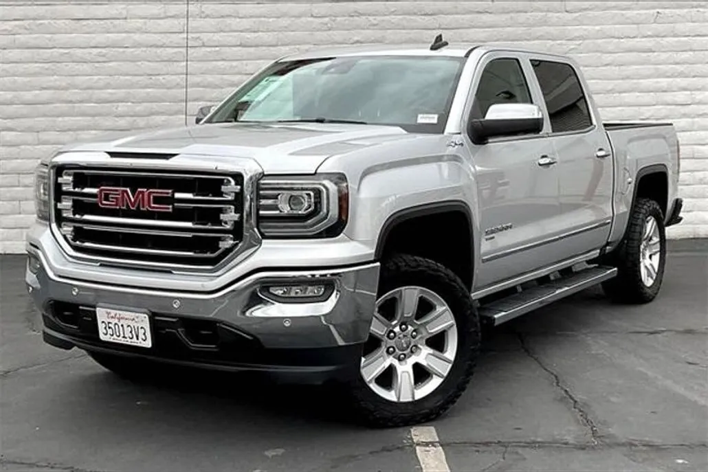 2017 Gmc Sierra 1500 SLT photo 1